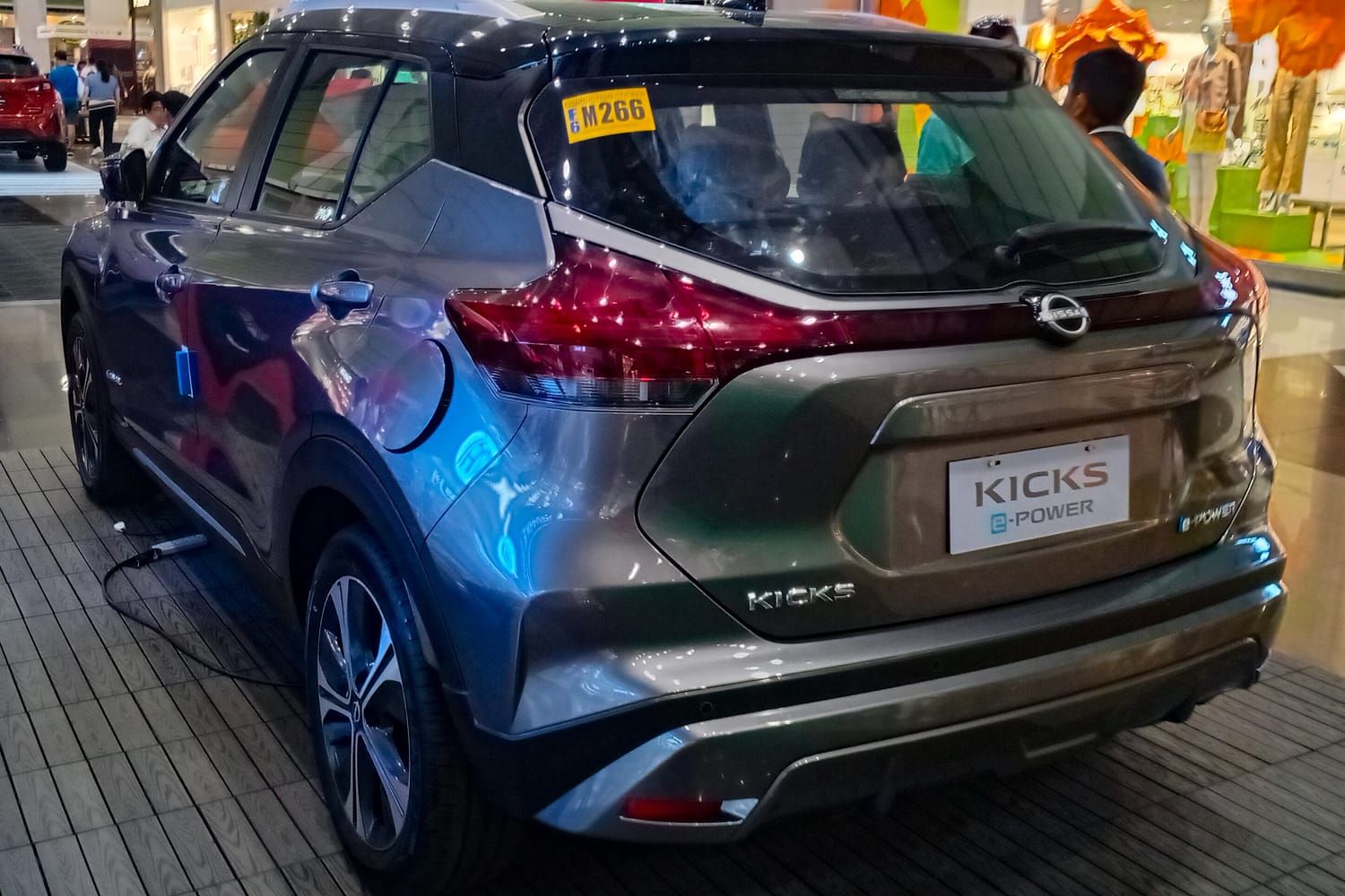 Nissan Kicks, đuôi xe. Bản e-Power nâng cấp, xe trưng bày ở Philippines.